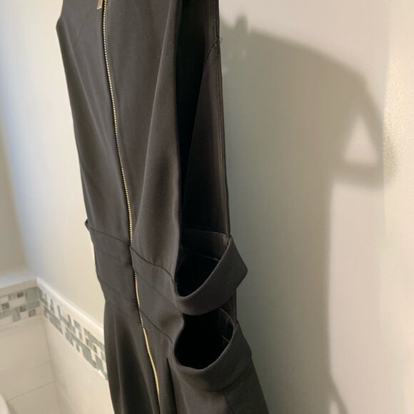 COPY - JAY GODFREY Deep Neck Back Zip Dress - Picture 5 of 6